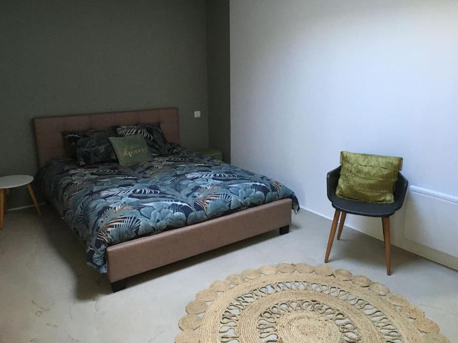 Chambre Avec Petit-Dejeuner En Provence Luberon La Tour-d'Aigues Экстерьер фото
